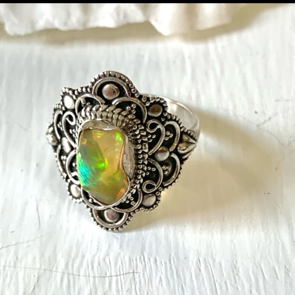 Natural Opal Sterling Silver Designed Ring - Picture 5 of 9